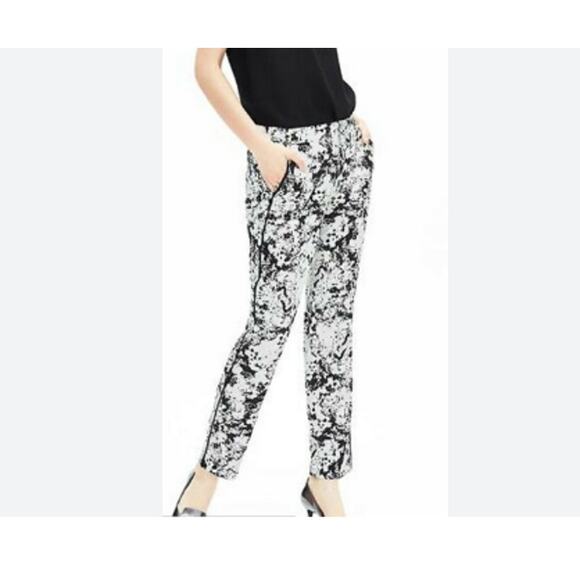 Banana Republic Lightweight Burgundy Print Dress Pant Size 8 - Picture 2 of 9